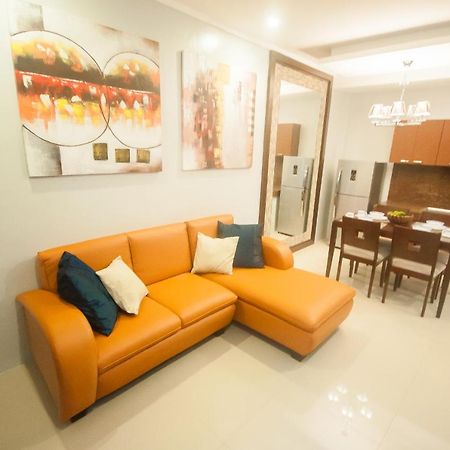 Nf Suites Davao City Exterior foto
