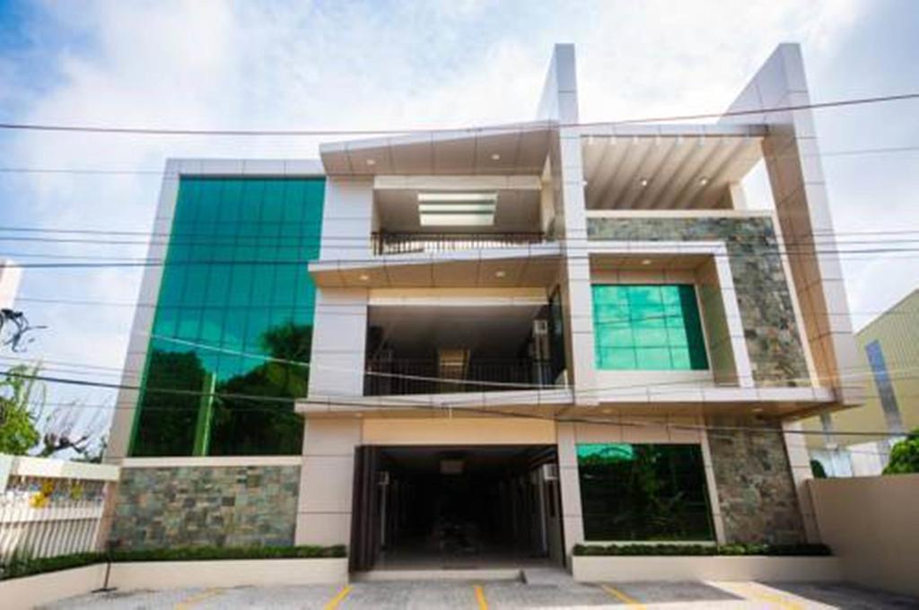 Nf Suites Davao City Exterior foto