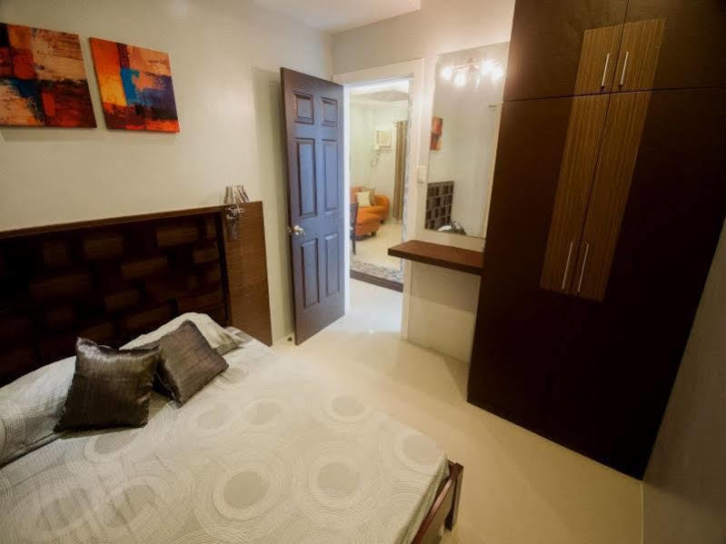 Nf Suites Davao City Exterior foto
