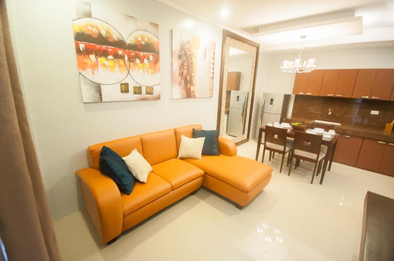 Nf Suites Davao City Exterior foto
