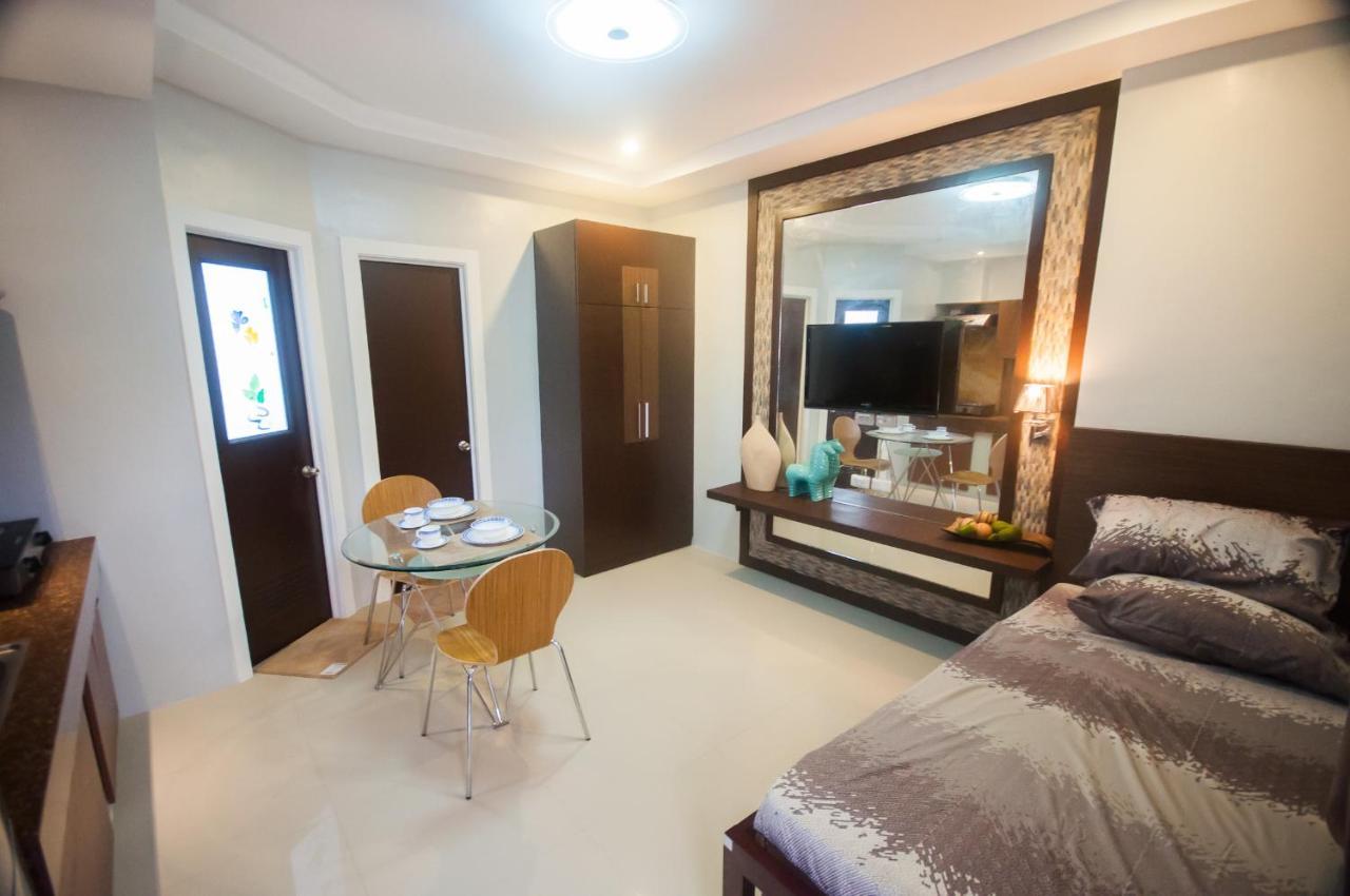 Nf Suites Davao City Exterior foto
